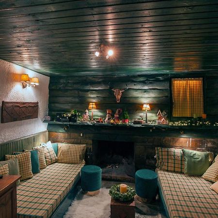 Dandy Villas Agoriani - Chalet Ivoni - Fireplace Eptálofos Buitenkant foto